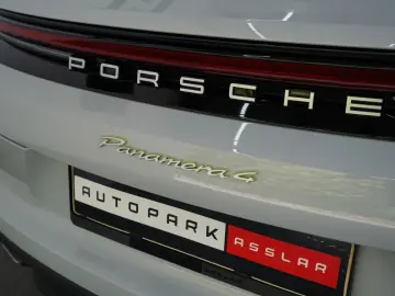PORSCHE Panamera 4 E-Hybrid Sitzklima HAL HUD PAO 360