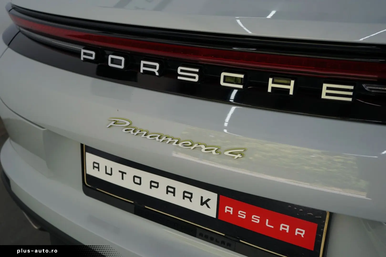 PORSCHE Panamera 4 E-Hybrid Sitzklima HAL HUD PAO 360