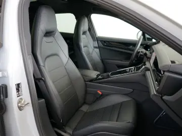 PORSCHE Panamera 4 E-Hybrid Sitzklima HAL HUD PAO 360