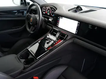 PORSCHE Panamera 4 E-Hybrid Sitzklima HAL HUD PAO 360