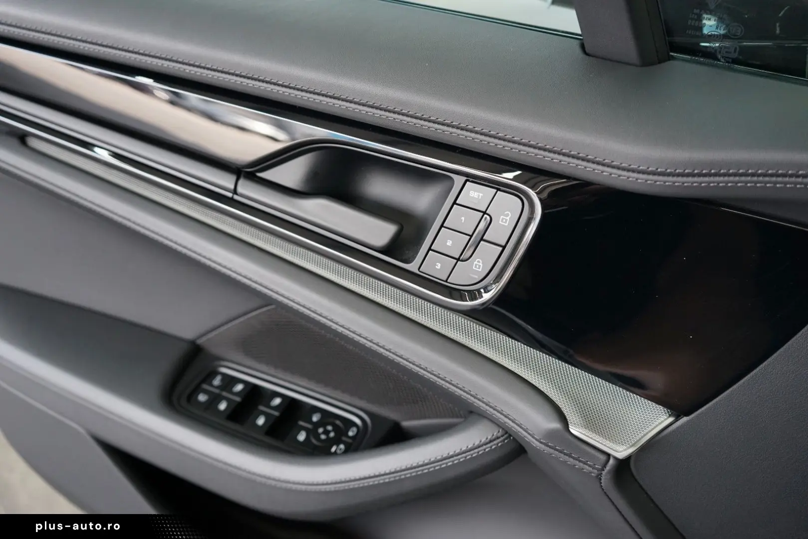 PORSCHE Panamera 4 E-Hybrid Sitzklima HAL HUD PAO 360