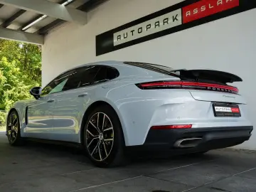 PORSCHE Panamera 4 E-Hybrid Sitzklima HAL HUD PAO 360