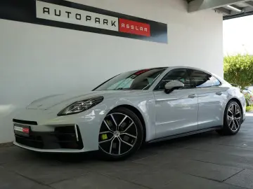 PORSCHE Panamera 4 E-Hybrid Sitzklima HAL HUD PAO 360