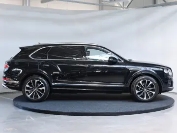 Bentley Bentayga 4.0 V8 EWB 4WD