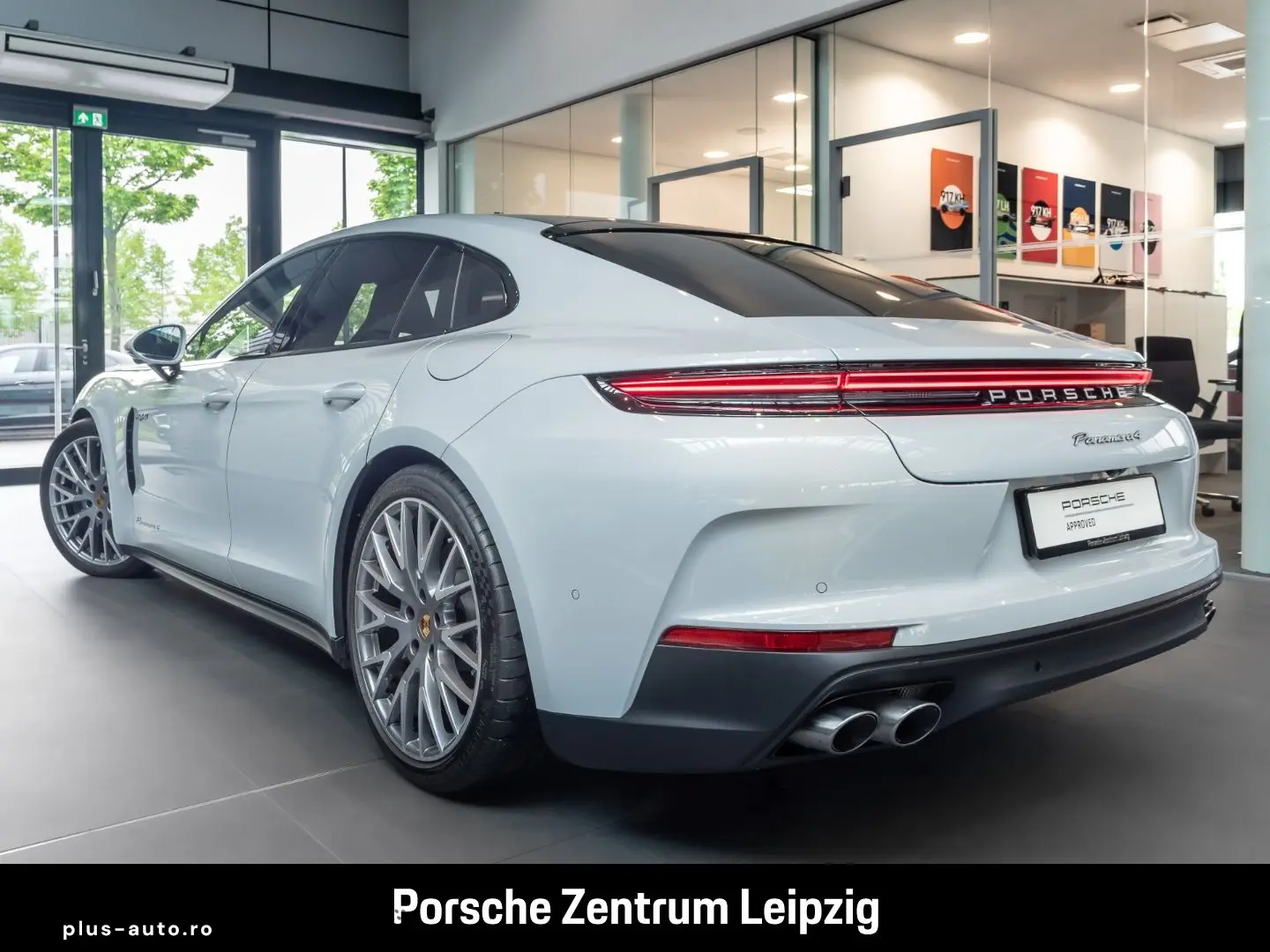PORSCHE Panamera 2024 — imagine 3