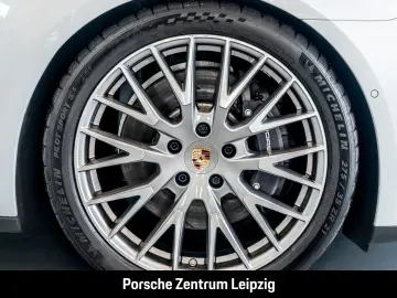 PORSCHE Panamera 4 E-Hybrid HA-Lenkung InnoDrive BOSE