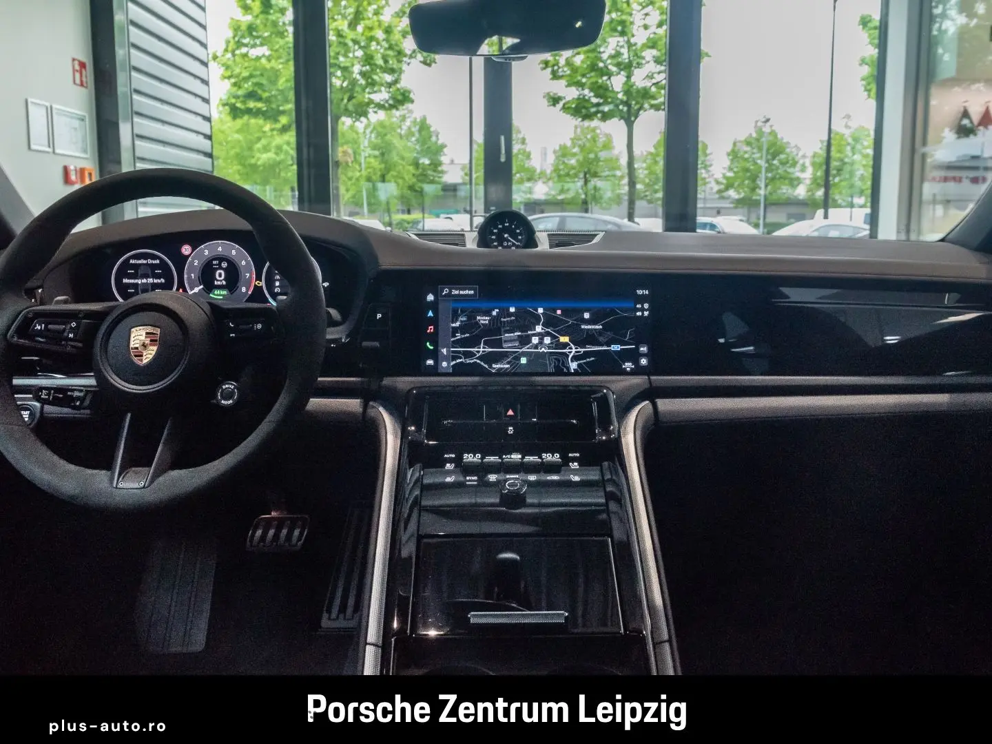 PORSCHE Panamera 2024 — imagine 16