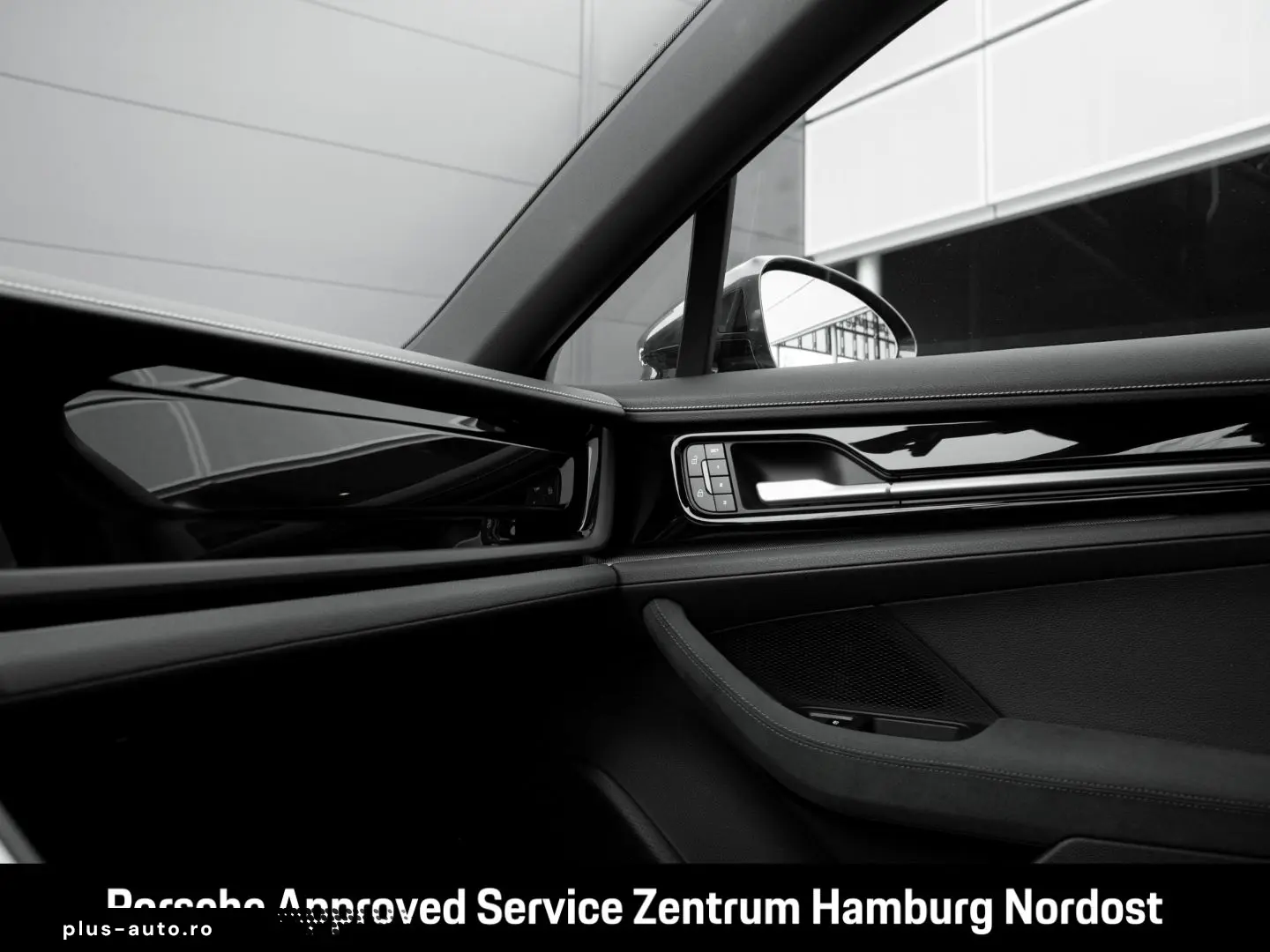 PORSCHE Panamera 2024 — imagine 34