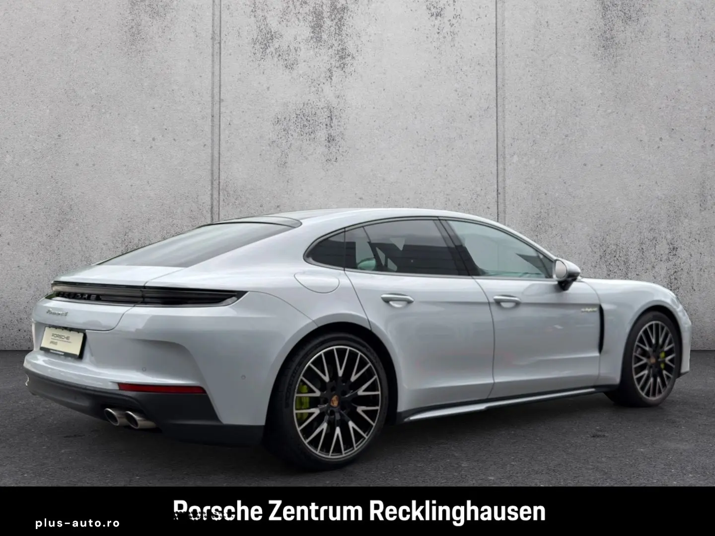 PORSCHE Panamera 2024 — imagine 7
