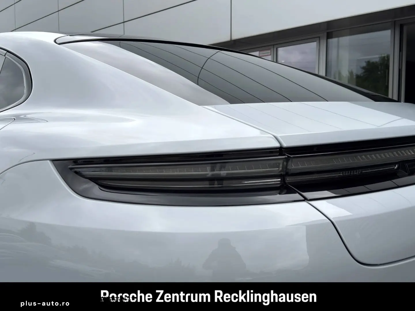 PORSCHE Panamera 2024 — imagine 13
