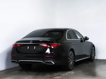 Mercedes-Benz E 200 AMG-Sport DIGITAL 360