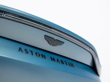 Aston Martin Vantage Roadster MY26 Full Options Blue Carbon