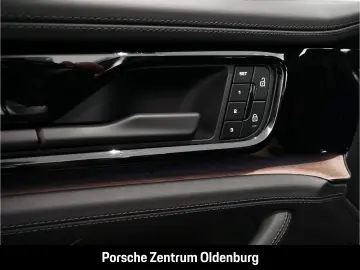 PORSCHE Panamera Turbo S E-Hybrid Burmester Massage