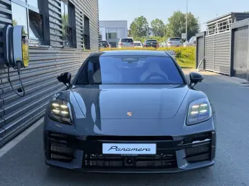Porsche Panamera GTS CARBON DESIGN MANUFAKTUR