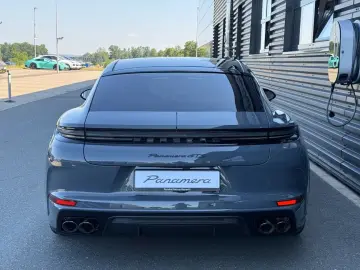 Porsche Panamera GTS CARBON DESIGN MANUFAKTUR