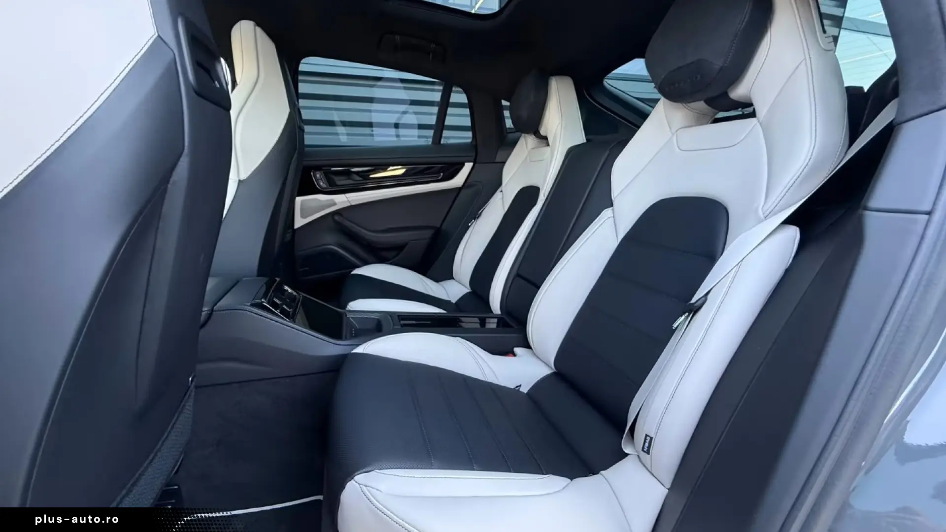 PORSCHE Panamera 2026 — imagine 24