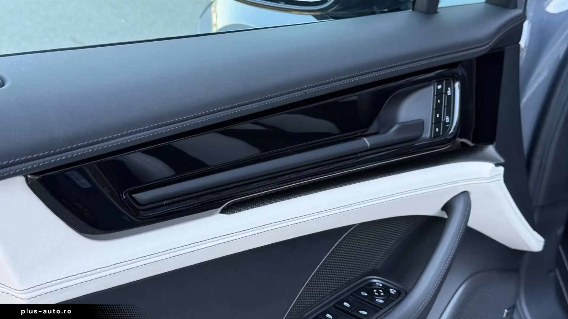 PORSCHE Panamera 2026 — imagine 27