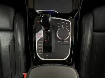 BMW X4 xDrive20d M Sport AHK Head-Up