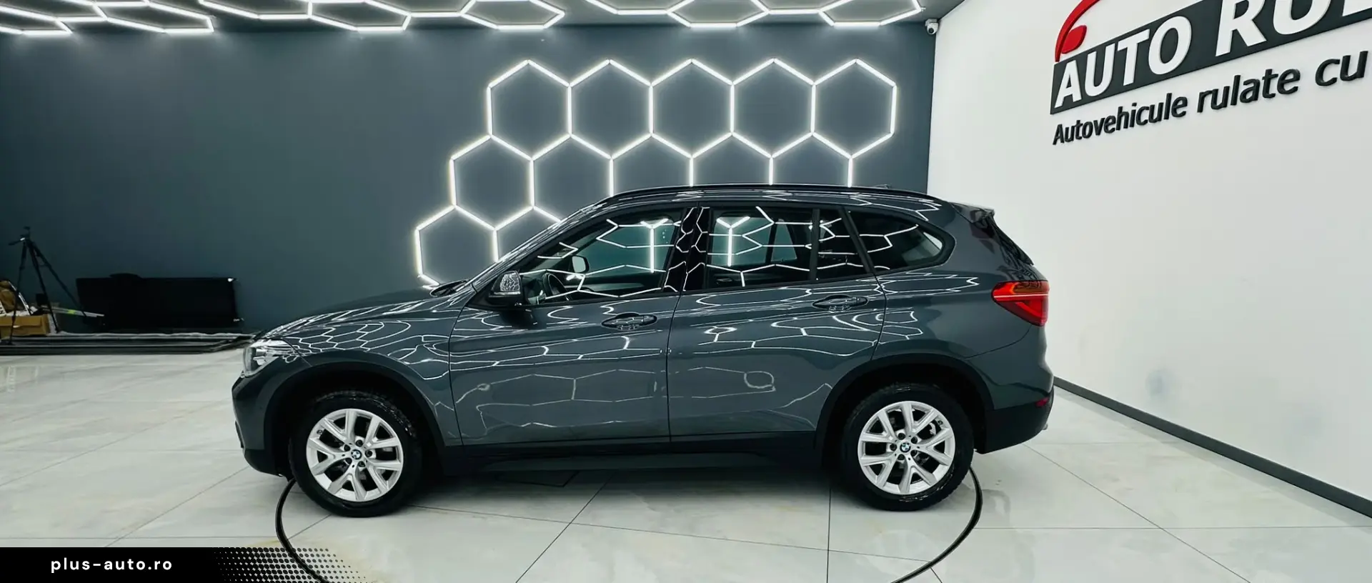 BMW X1 2018 — imagine 33