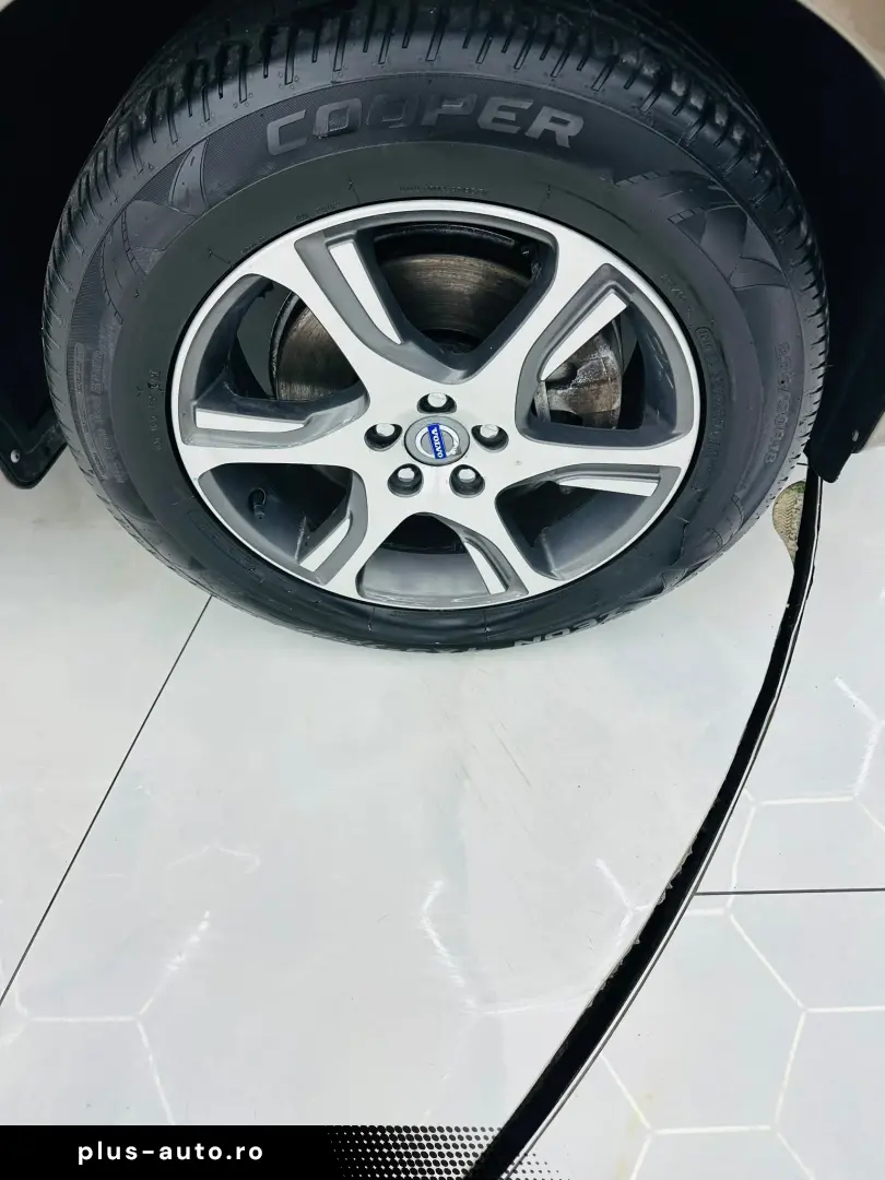 VOLVO XC60 2014 2.4D E5 4X4 Garantie 12 Luni Rate Avans 0 Do