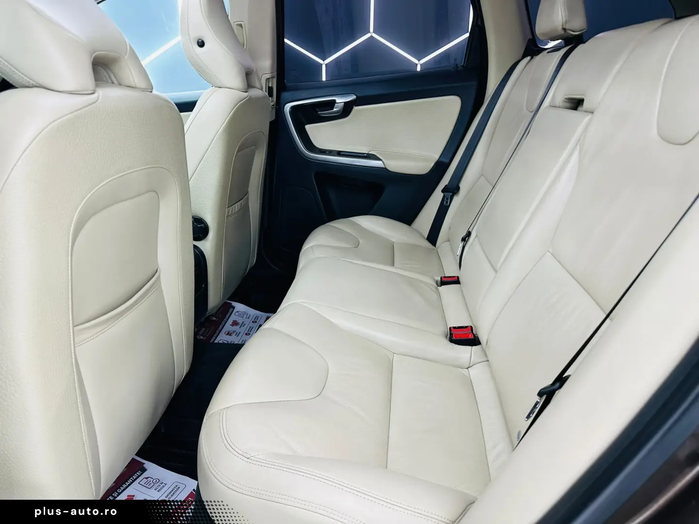 VOLVO XC60 2014 2.4D E5 4X4 Garantie 12 Luni Rate Avans 0 Do