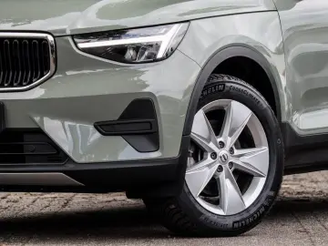 VOLVO XC40 B3 Core 2WD