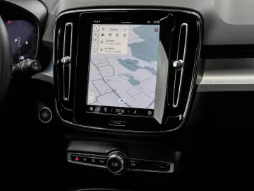 VOLVO XC40 B3 Core 2WD