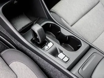 VOLVO XC40 B3 Core 2WD