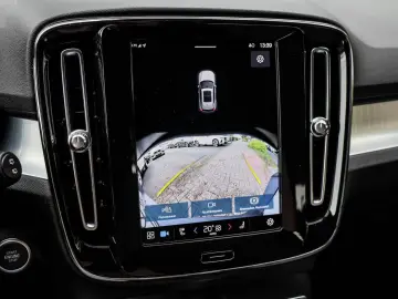 VOLVO XC40 B3 Core 2WD