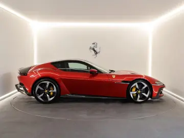 Ferrari 12Cilindri   Rosso Imola
