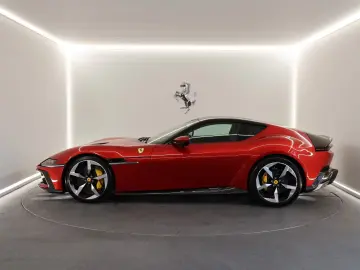 Ferrari 12Cilindri   Rosso Imola