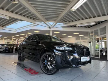 BMW X4 xDrive 30i M Sportpaket LASER HUD PANO STANDH