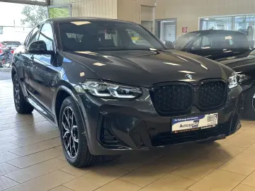BMW X4 xDrive M Technic Laser HUD