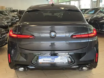 BMW X4 xDrive M Technic Laser HUD