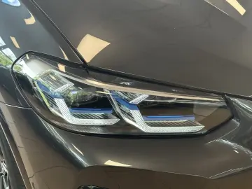 BMW X4 xDrive M Technic Laser HUD