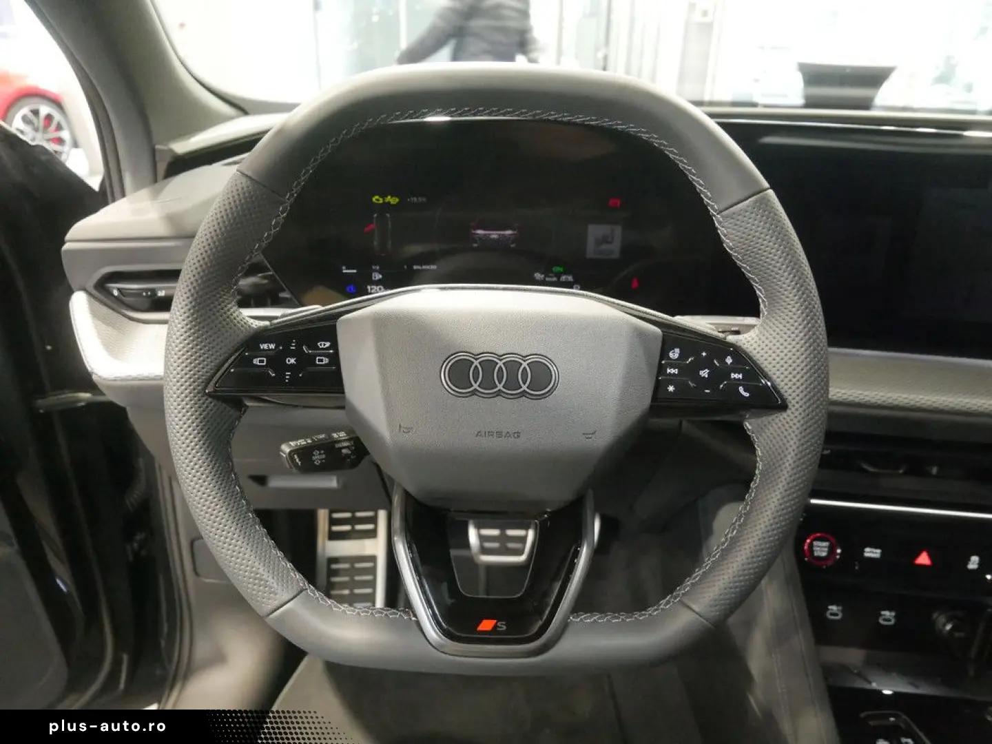 AUDI SQ5 2025 — imagine 8