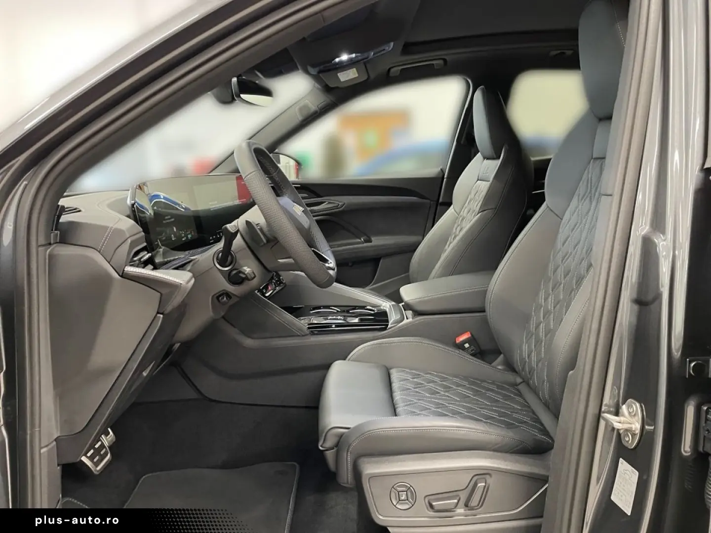 AUDI SQ5 2025 — imagine 8