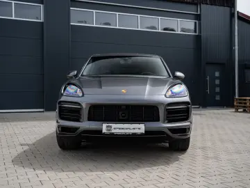 PORSCHE Cayenne GTS SportChrono Headup Bose