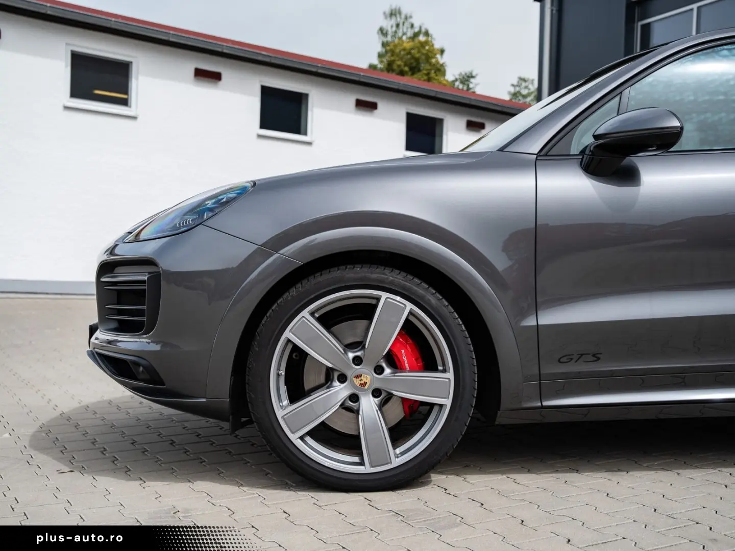 PORSCHE Cayenne 2023 — imagine 8