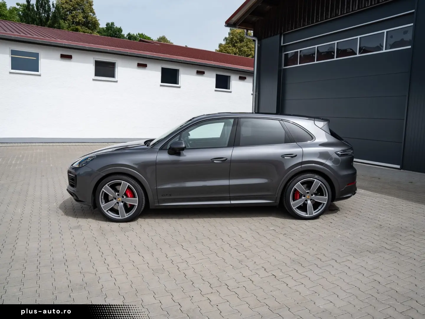 PORSCHE Cayenne 2023 — imagine 9