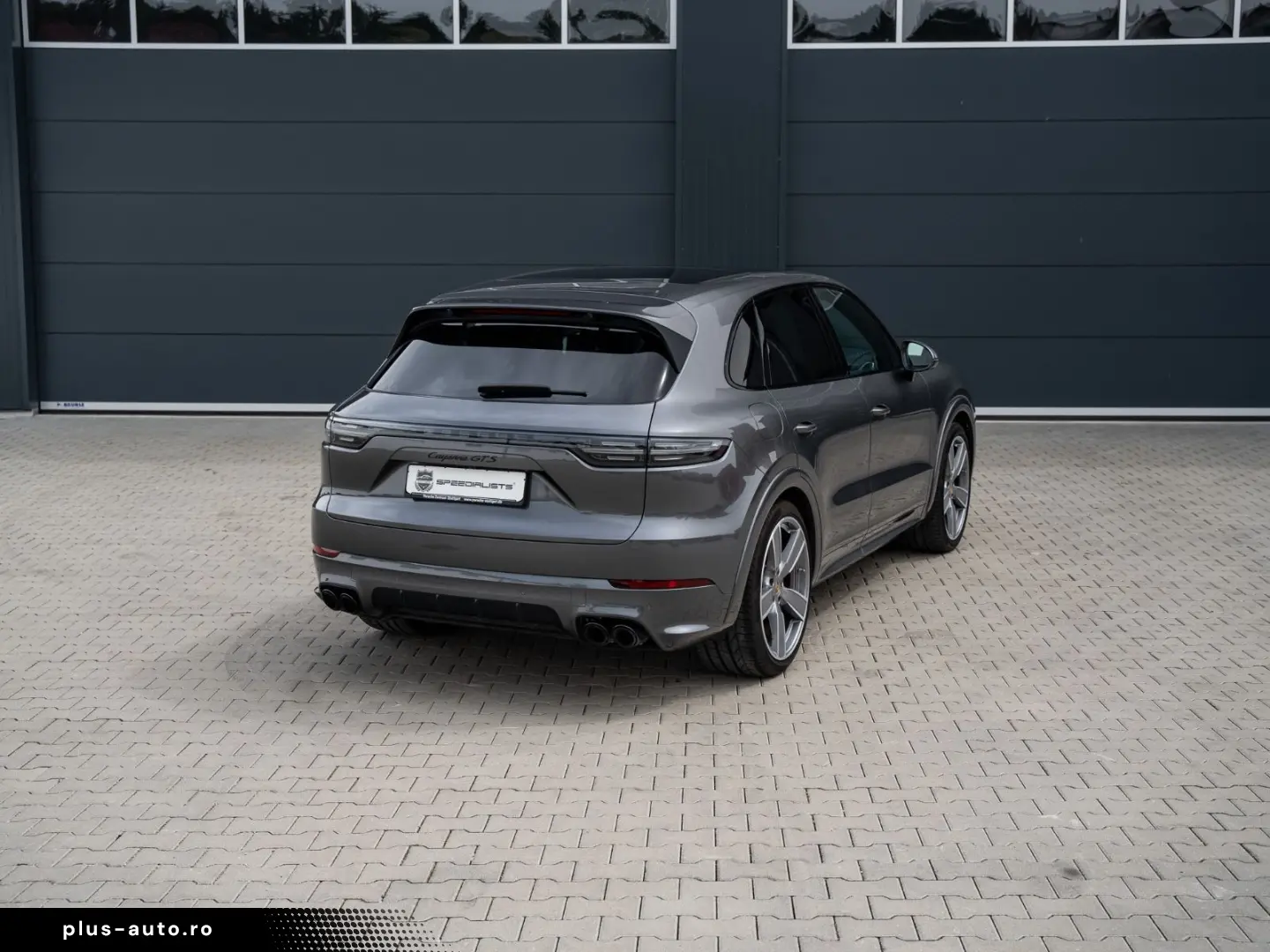 PORSCHE Cayenne 2023 — imagine 10