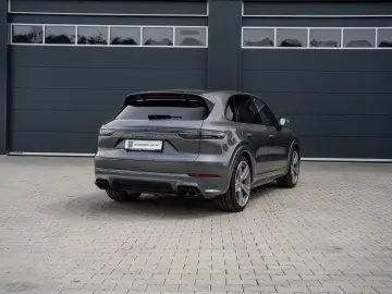 PORSCHE Cayenne GTS SportChrono Headup Bose