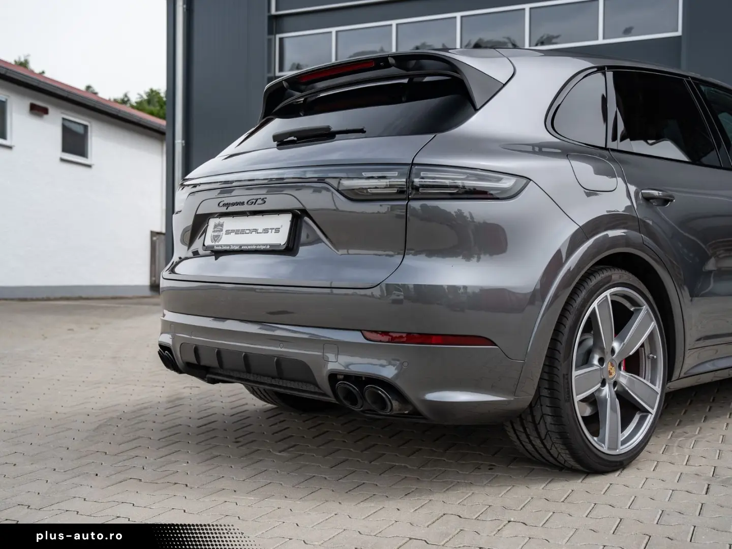 PORSCHE Cayenne 2023 — imagine 14