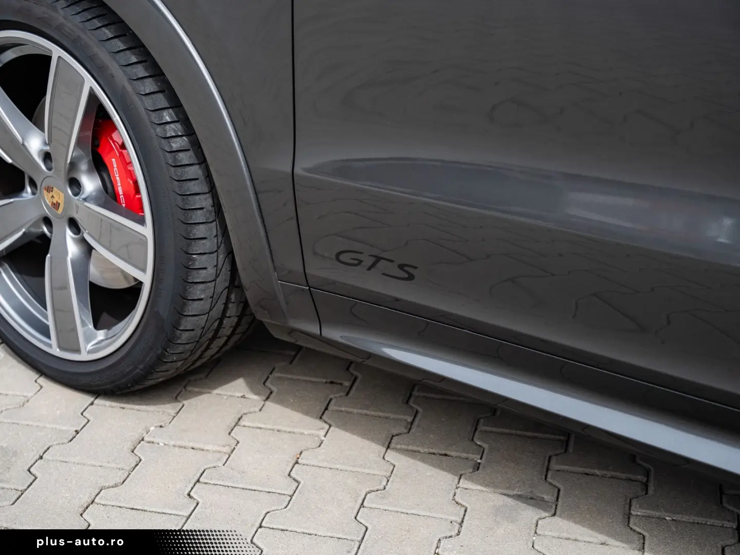 PORSCHE Cayenne 2023 — imagine 17
