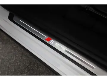 AUDI SQ6 e-tron PANO HUD LED NAV B&O WÄRMEPUMPE
