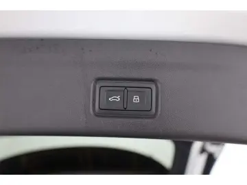 AUDI SQ6 e-tron PANO HUD LED NAV B&O WÄRMEPUMPE