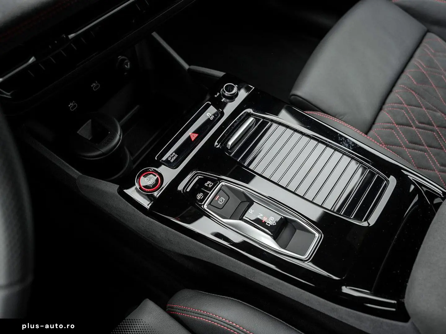 AUDI SQ6 e-tron quattro AHK PANO OLED B&O HUD