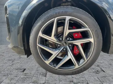AUDI SQ6 e-tron QU MATRIX NAV HuD B&O ACC AIR PANO 21