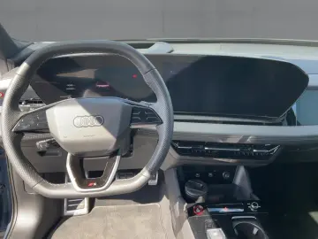 AUDI SQ6 e-tron QU MATRIX NAV HuD B&O ACC AIR PANO 21