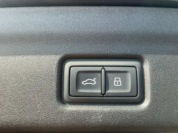 AUDI SQ6 e-tron QU MATRIX NAV HuD B&O ACC AIR PANO 21